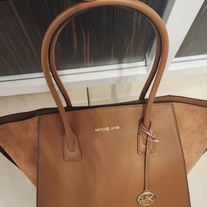 Michael kors tote